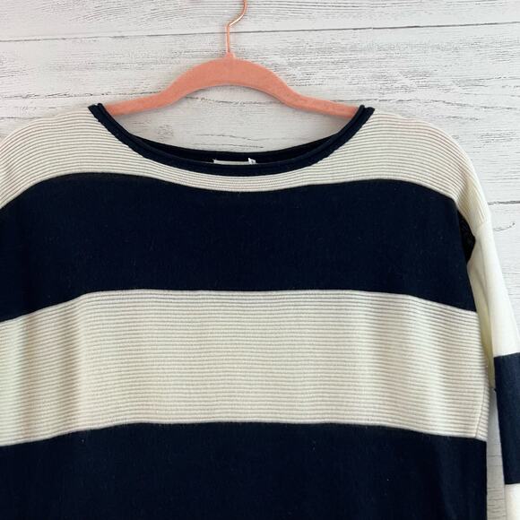 Vince Cream and Black Long Sleeve Pullover Sweater Size XS - Picture 4 of 8